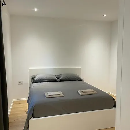 Apartman Aegida Beachfront *