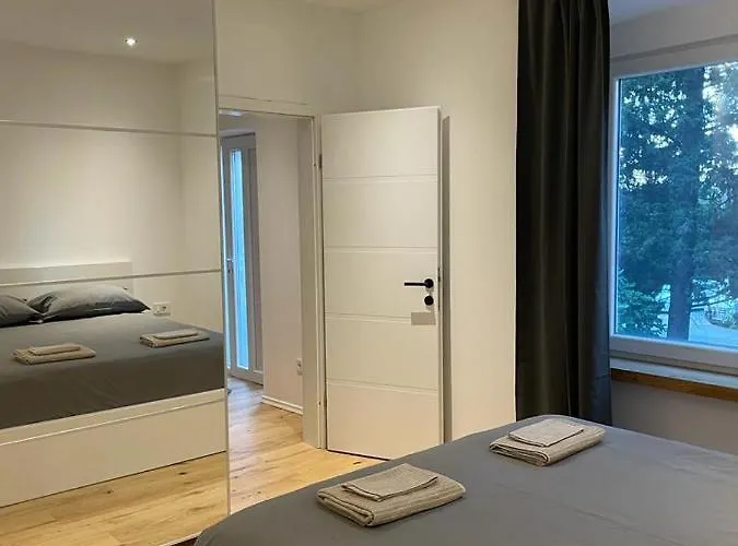 Aegida Beachfront * 科佩尔