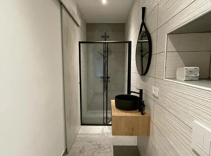 Aegida Beachfront 公寓 *